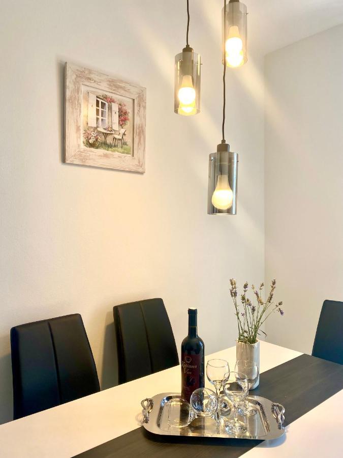 Ema Apartment Pula Zewnętrze zdjęcie